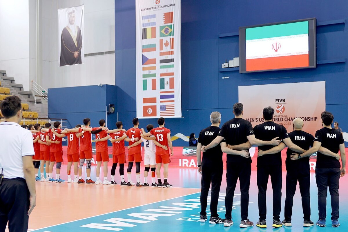 والیبال جوانان جهان|  سلام ایران به جام قهرمانی/ تعظیم چکمه پوشان مقابل شاگردان مومنی مقدم
