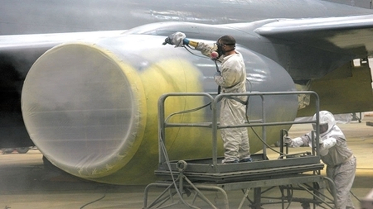 افزایش کیفیت پوشش‌دهی هواپیما با رنگ‌های حاوی نانوذرات