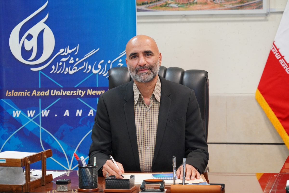 فعالیت ۱۷ نشریه در دانشگاه آزاد اسلامی واحد شیراز