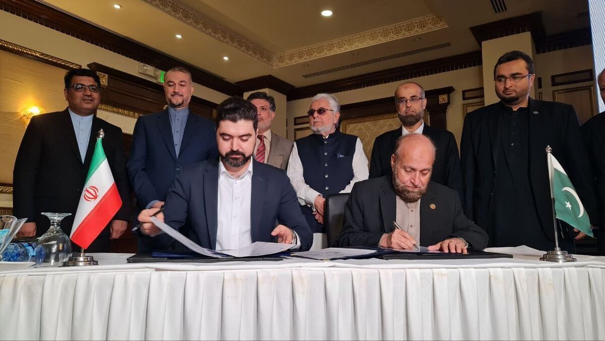 سند همکاری تجاری و اقتصادی ایران و کراچی امضا شد