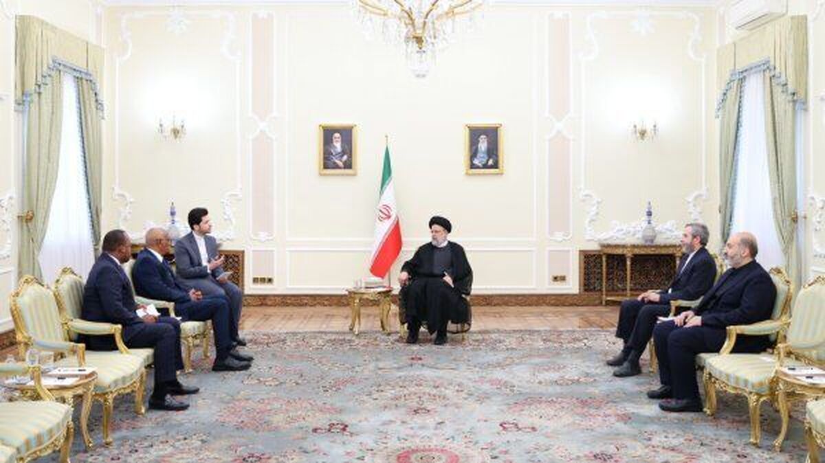 تأکید رئیس‌جمهور بر آمادگی ایران برای گسترش روابط تجاری با کشورها