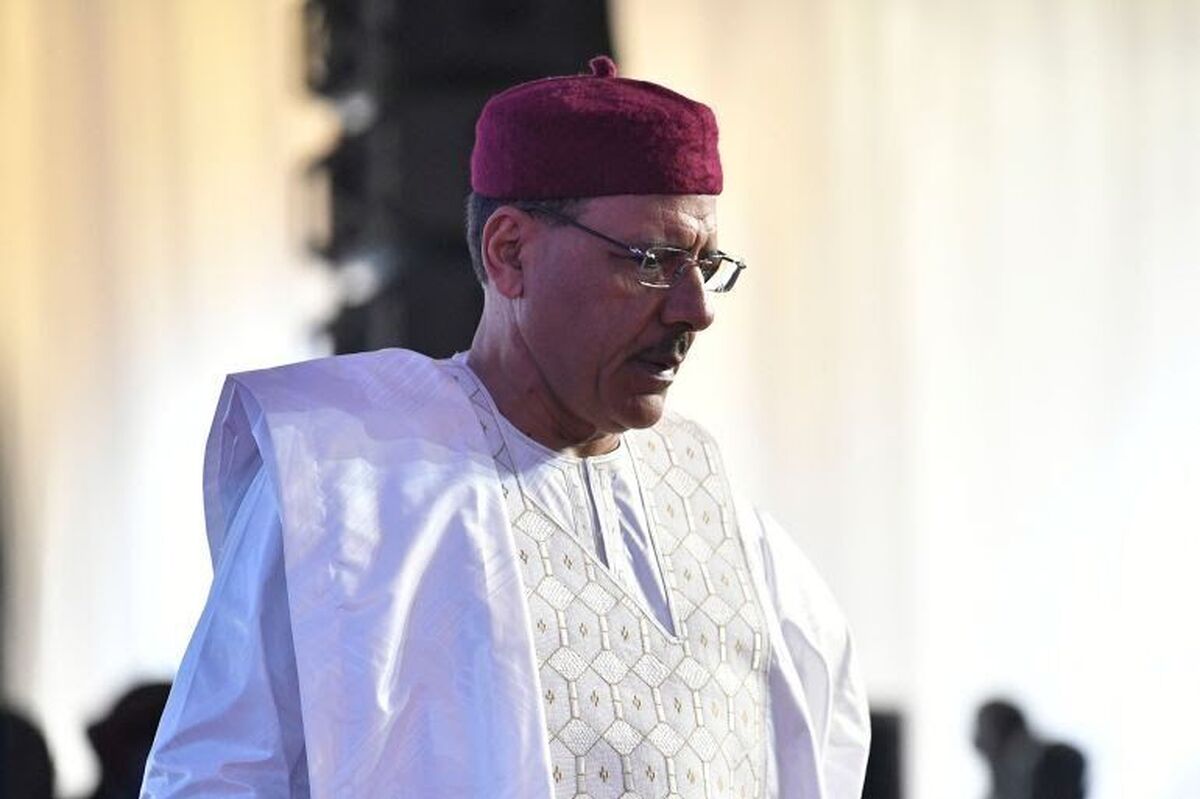اطلاعاتی از رئیس‌جمهور بازداشت شده نیجر در دست نیست
