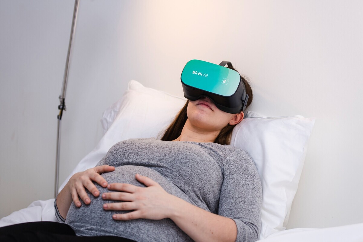 فناوری واقعیت مجازی در مناطق دورافتاده به کمک مادران باردار می‌آید
