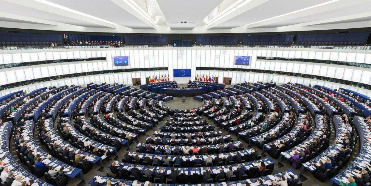اعتراض پارلمان اروپا به روش‌های متقلبانه منافقین در «سوءاستفاده از سیاستمداران اروپایی»