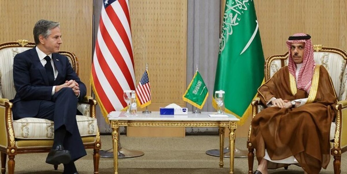 وزیر خارجه آمریکا به عربستان می‌رود