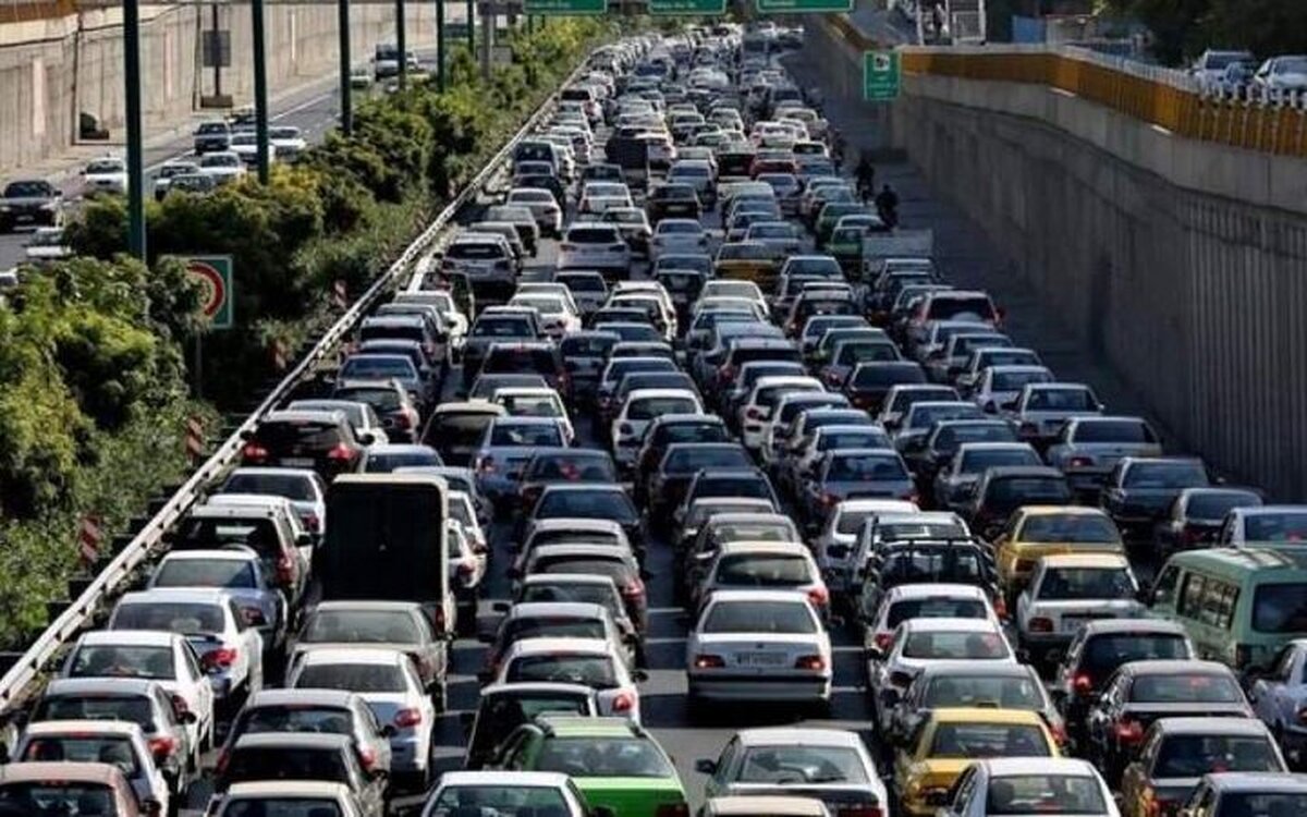 شناسایی ۱۲۶ گلوگاه ترافیکی در تهران/ کارگروه مشترک بین راهور و شهرداری تشکیل می‌شود