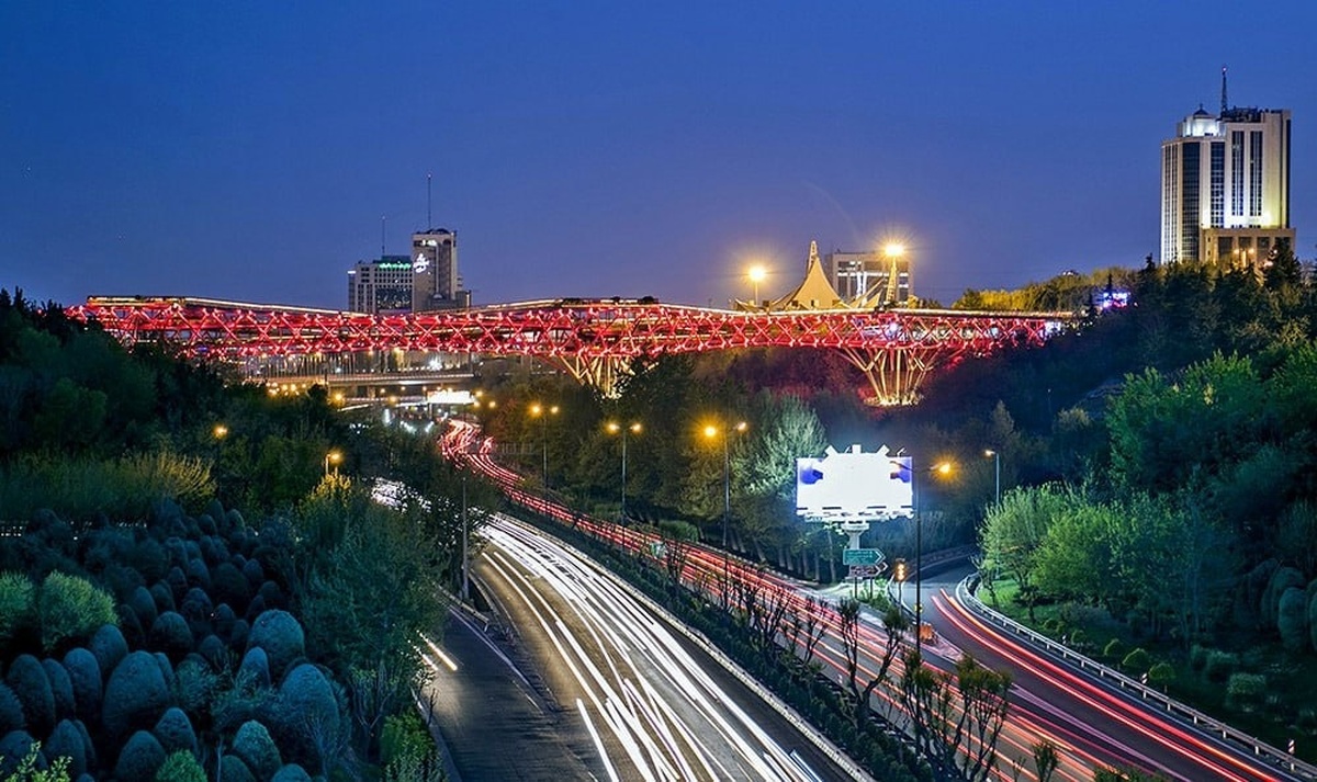پل طبیعت در روز جهانی «ترومبوز» قرمز می‌شود
