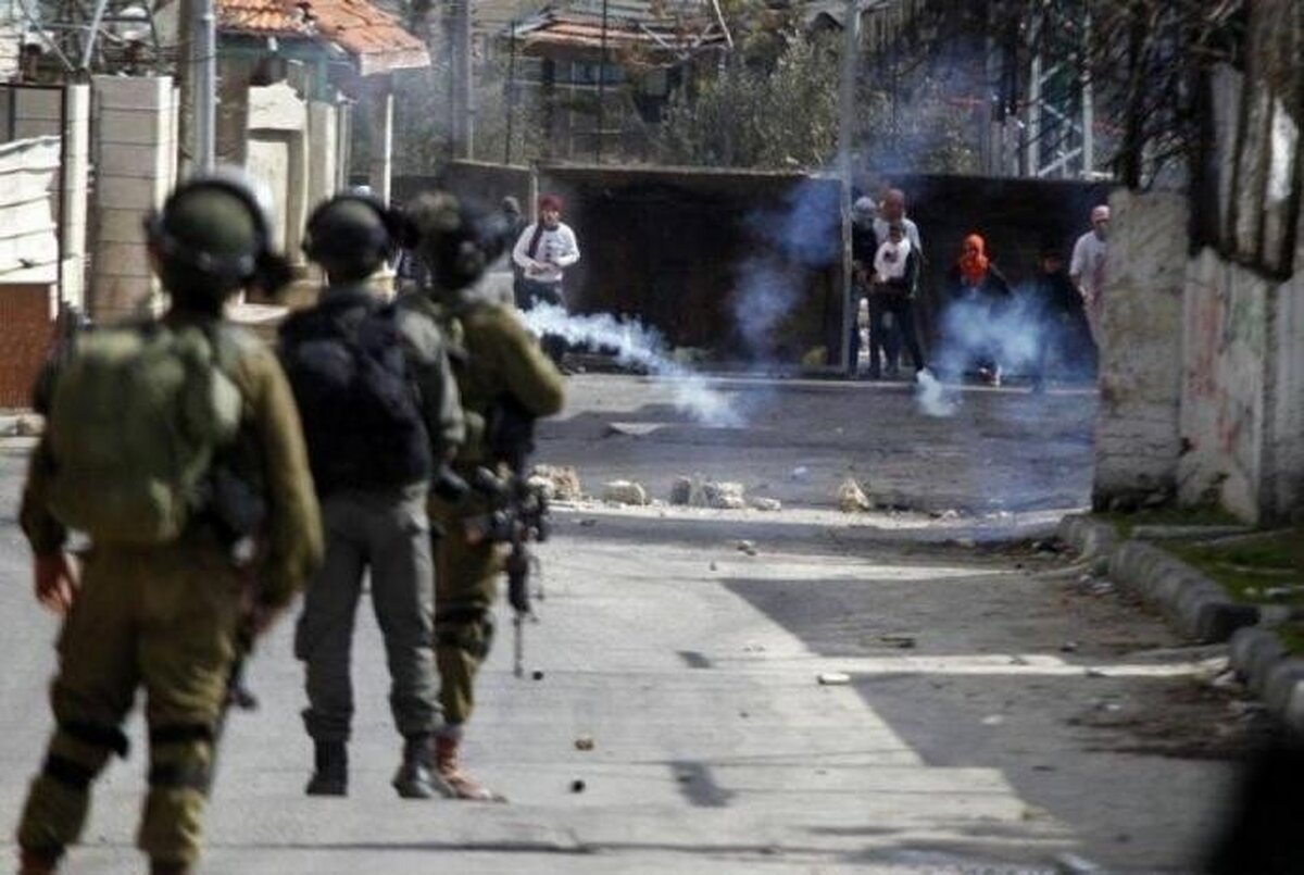 یورش اشغالگران به کرانه باختری و بازداشت گسترده فلسطینی‌ها