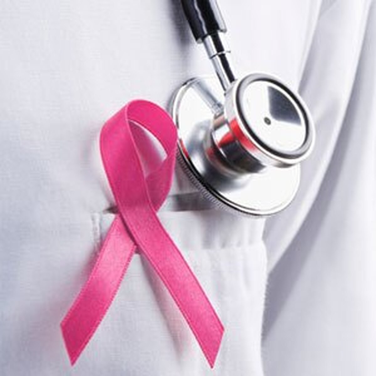 اینفوگرافیک | آشنایی با عوامل و انواع سرطان سینه