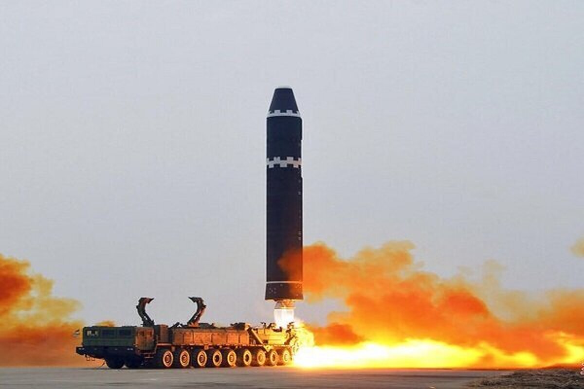 کره شمالی یک موشک بالستیک پرتاب کرد
