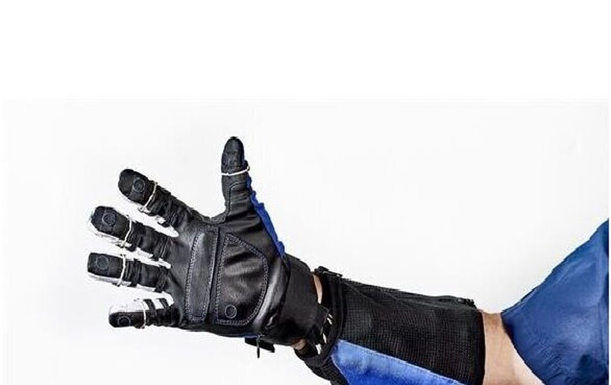 دستکش توانبخشی با تکنولوژی رباتیک نرم ساخته شد