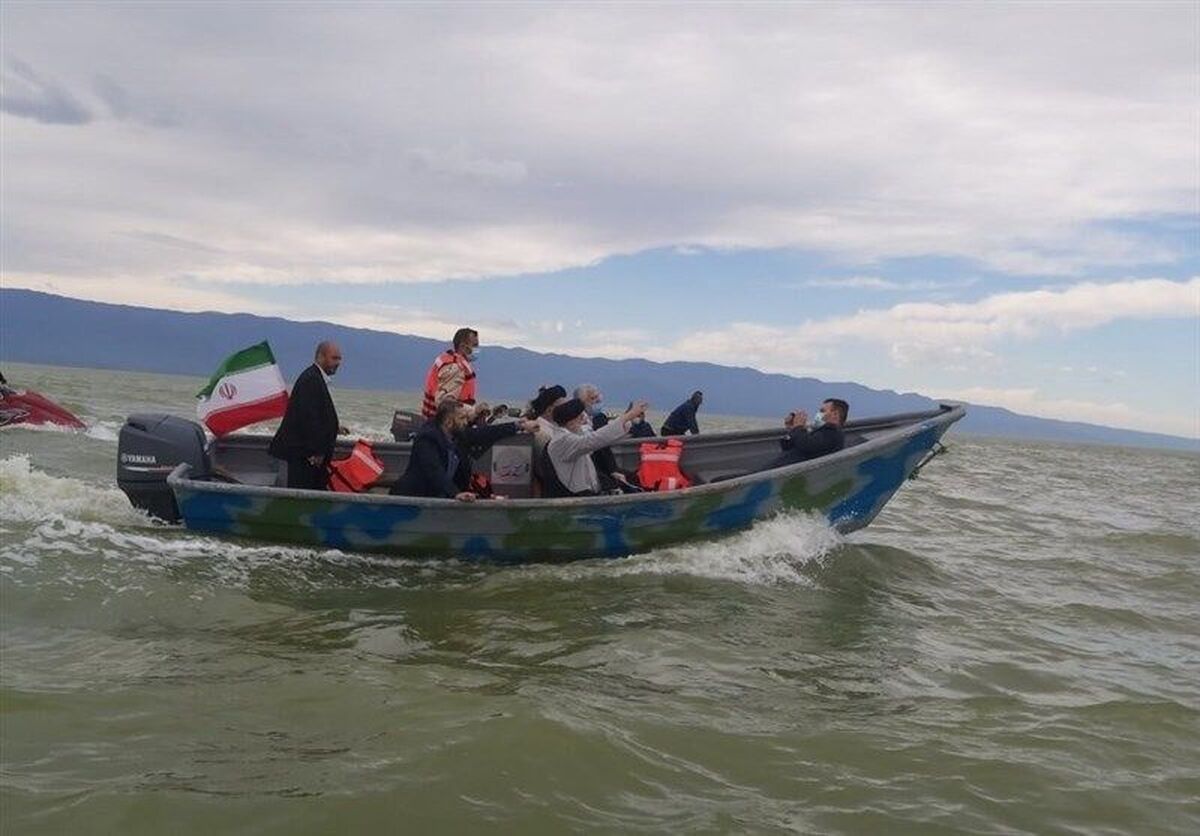 رئیس جمهور از تنها جزیره ایرانی دریای خزر بازدید کرد