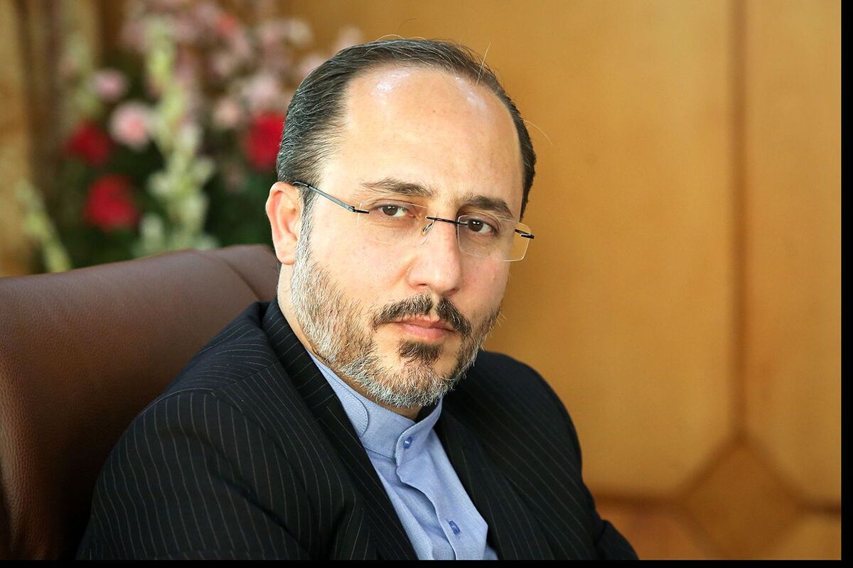 رئیس شورای اطلاع‌رسانی دولت: آقای روحانی، با مردم صادق باشید!