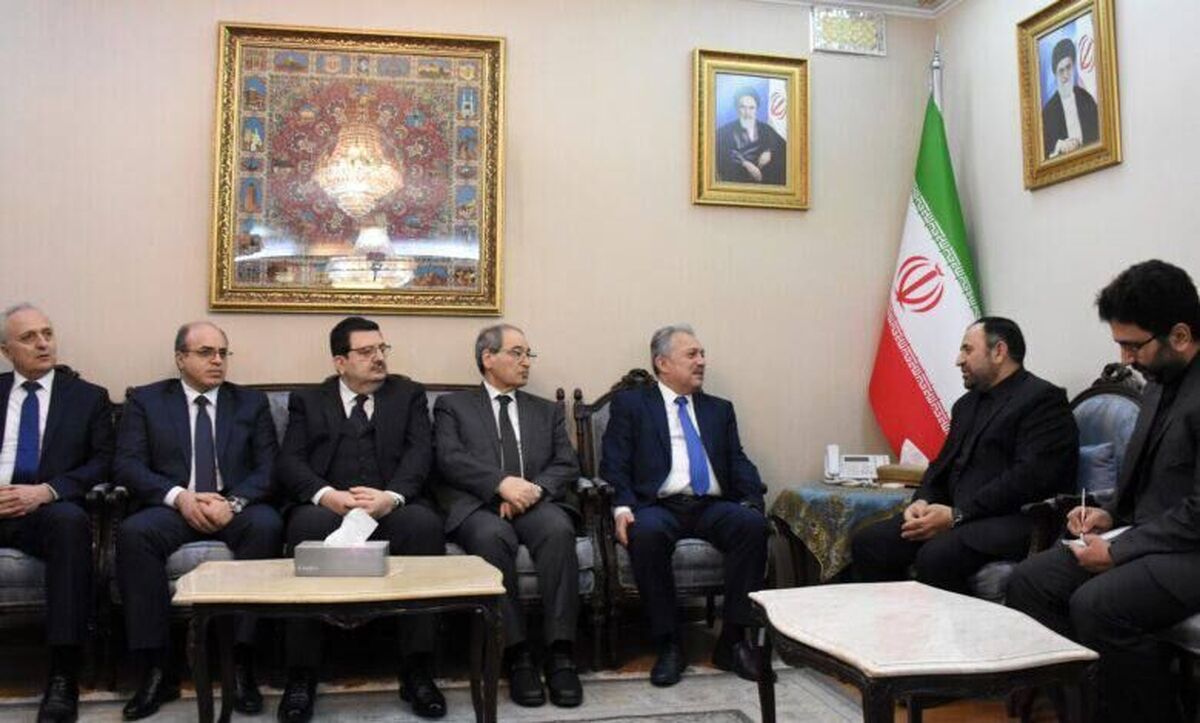 حضور نخست‌وزیر سوریه در سفارت ایران در دمشق