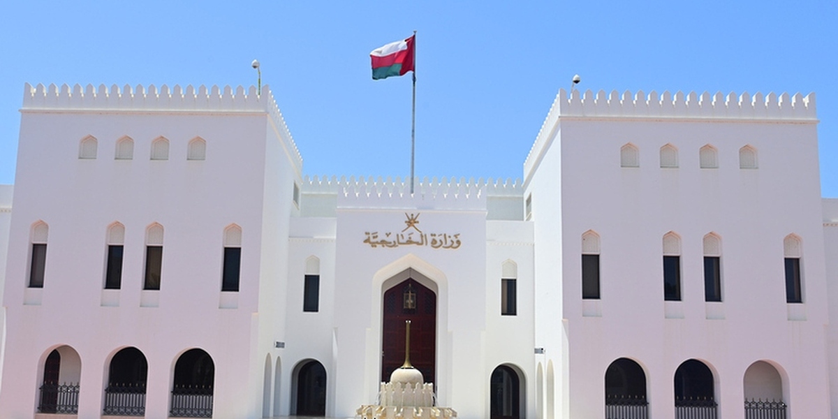 عمان خواستار خویشتن‌داری شد
