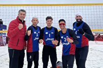 والیبال برفی قهرمانی آسیا| ایران با شکست میزبان فینالیست شد/ گام آخر مردان برفی برای کسب قهرمانی آسیا
