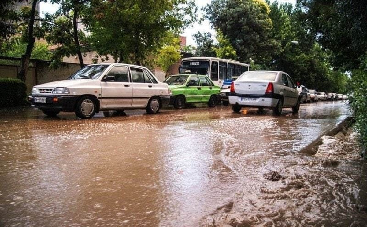 هشدار سیلاب در ارتفاعات شمال تهران/ مسافران از مسیل‌ها و رودخانه‌ها فاصله بگیرند