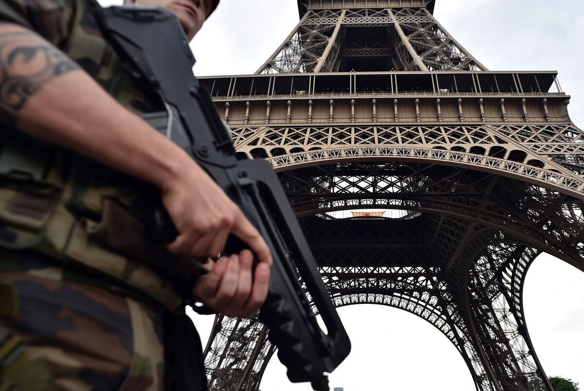 فرانسه هشدار تروریسم را به بالاترین سطح افزایش داد