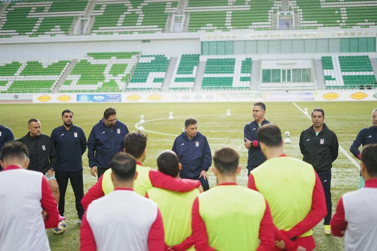 برگزاری تمرین تیم ملی در چمن مصنوعی ورزشگاه عشق‌آباد/آزمون پیاده روی کرد