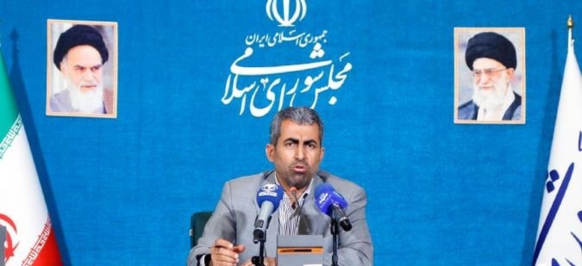 پورابراهیمی: مجلس به دنبال اصلاح و تغییر سیاست‌های ارزی بانک مرکزی است