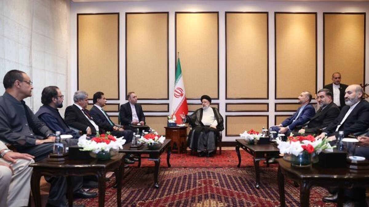 رئیسی: ایران میز مذاکره را ترک نکرد و در برابر فشارهای آمریکایی‌ها گزینه مقاومت را برگزید